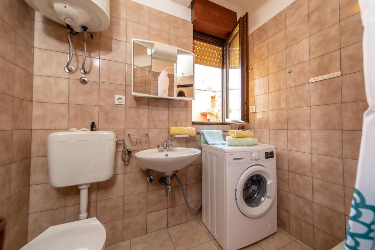 Apartmani Centar Palit Buitenkant foto