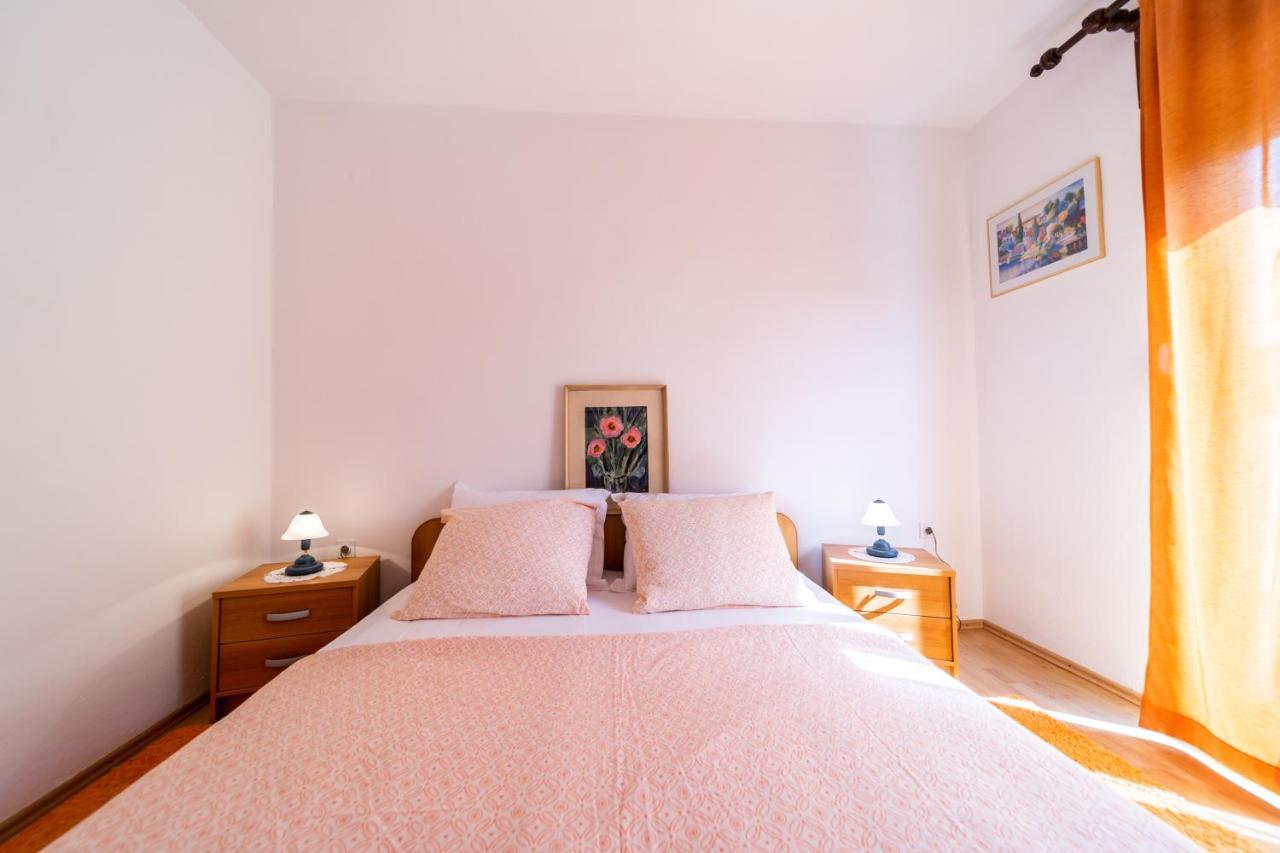 Apartmani Centar Palit Buitenkant foto