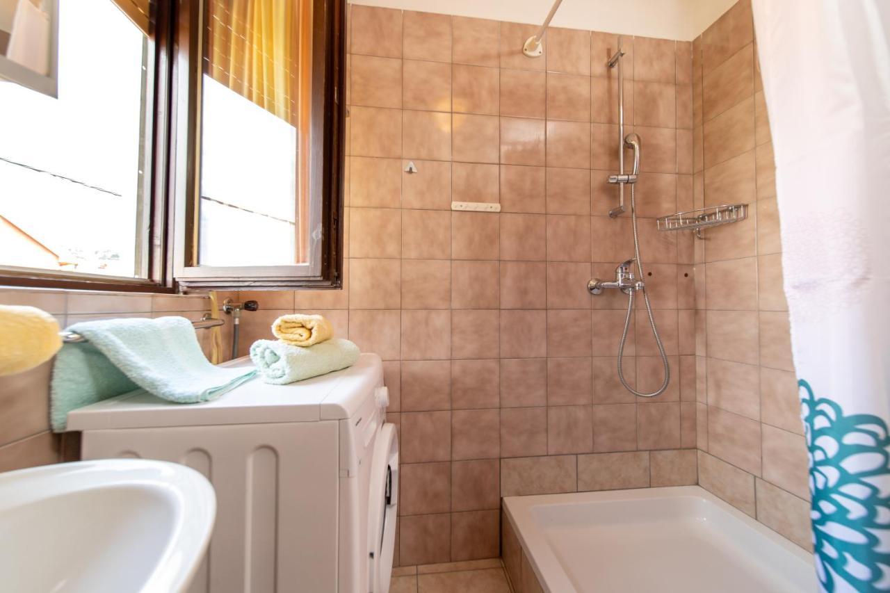 Apartmani Centar Palit Buitenkant foto