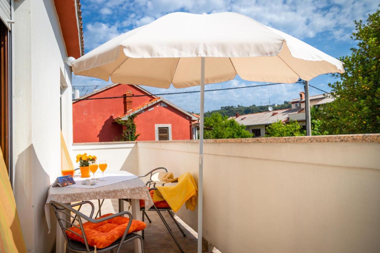 Apartmani Centar Palit Buitenkant foto