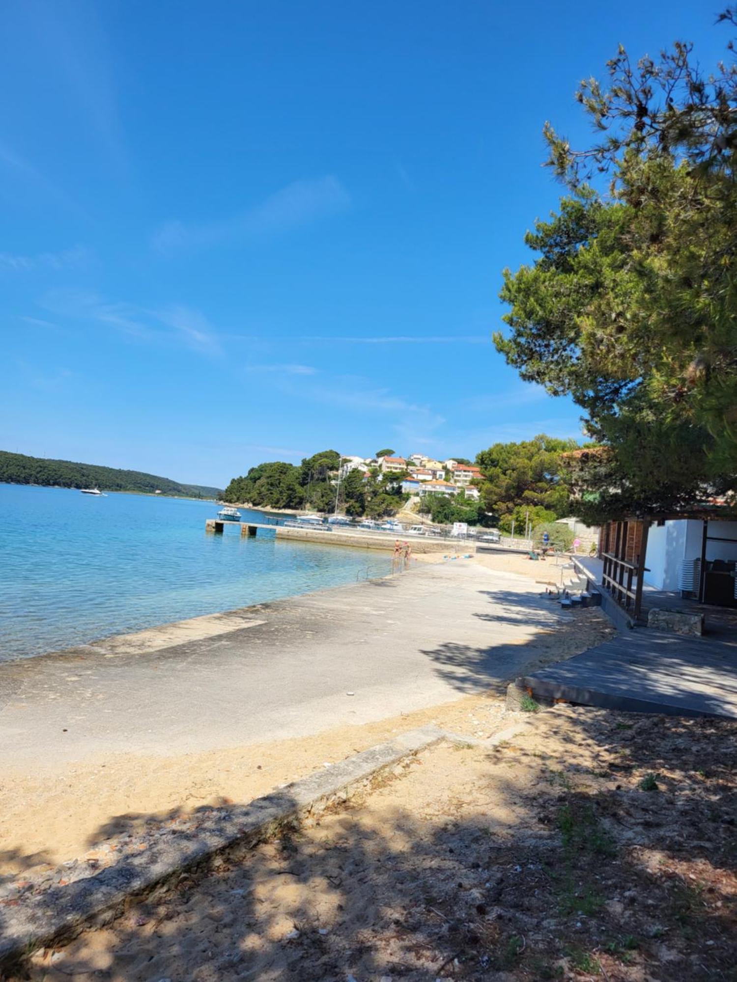 Apartmani Centar Palit Buitenkant foto