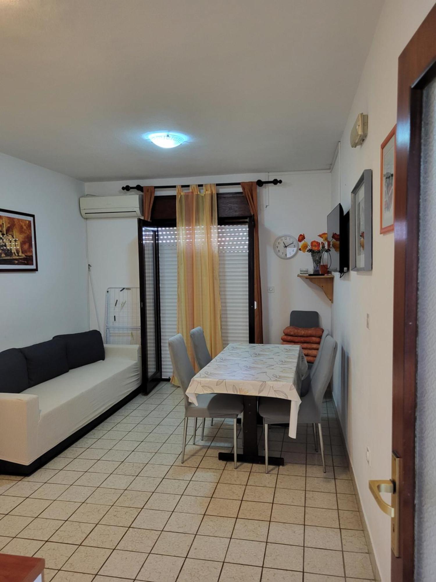 Apartmani Centar Palit Buitenkant foto